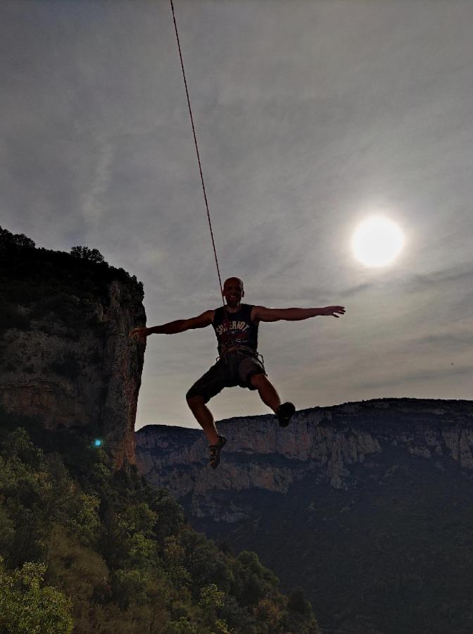 Cal Perico, Tourist And Climbing Apartament Camarasa Zewnętrze zdjęcie